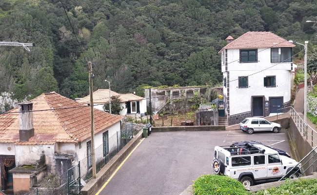 Canyoning parking Seixal